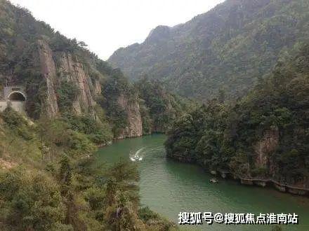 乐鱼雨润星雨华府(雨润星雨华府售楼处电线年小区环境-户型配套