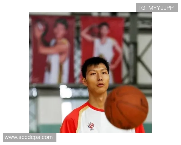 易建联的篮球传奇之路：从青涩少年到国家队核心的辉煌历程与未来展望